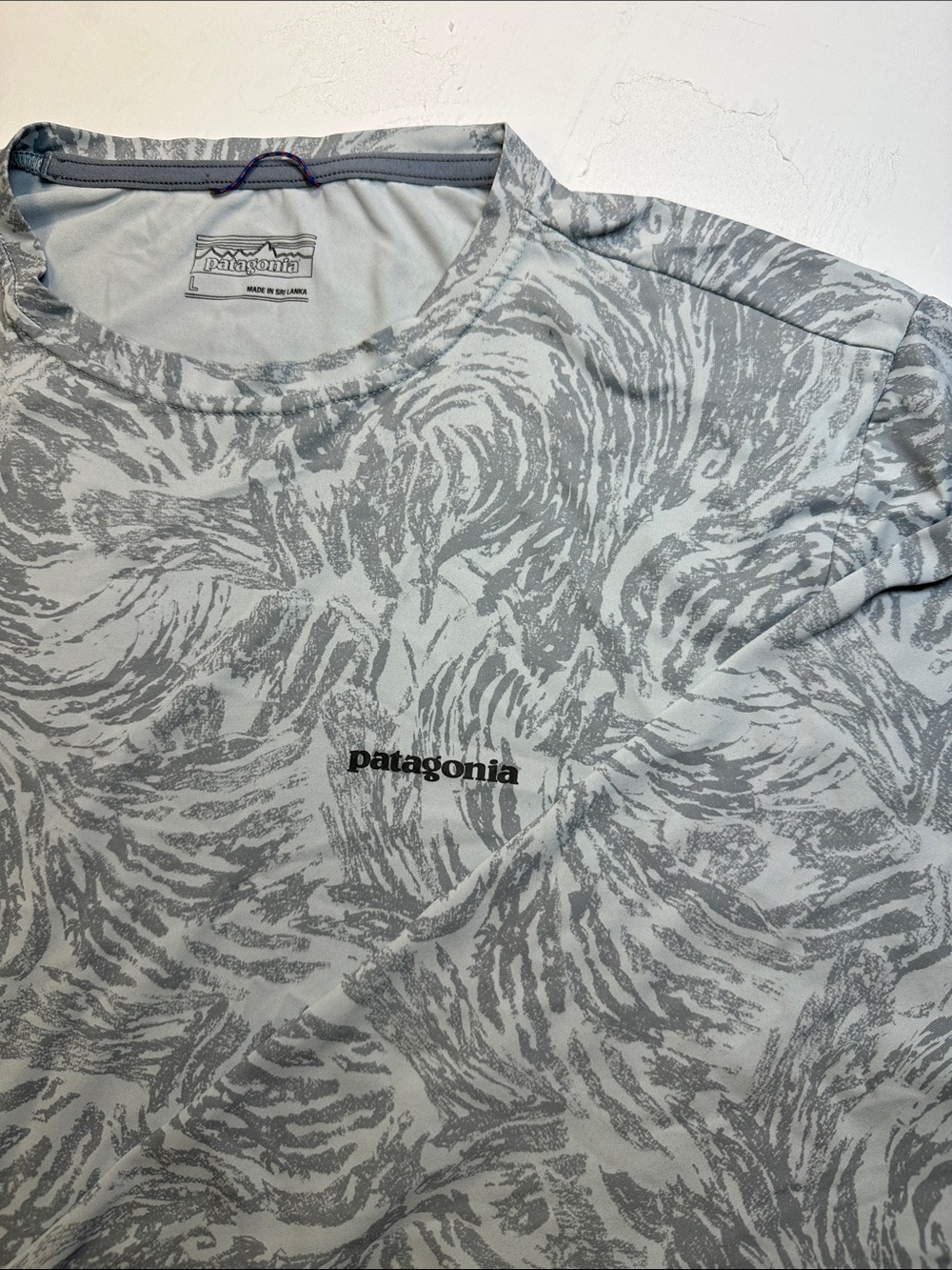 Patagonia Capilene Cool Daily Graphic Long Sleeve Shirt, Men's Size Large